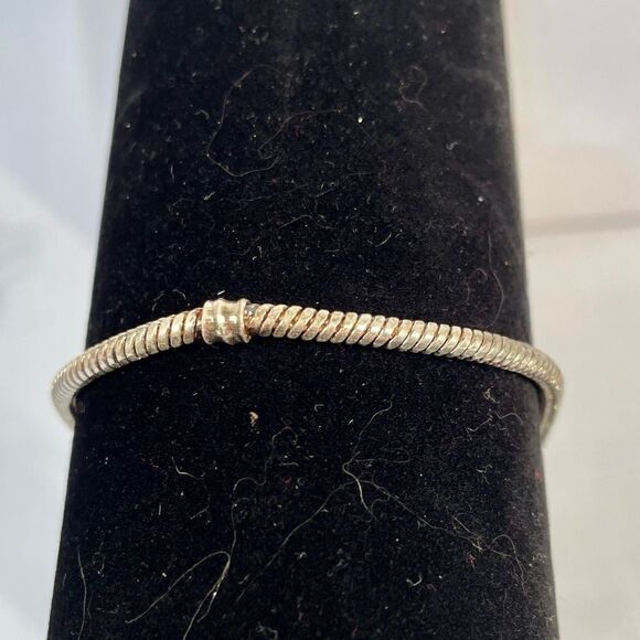 Pandora Compatible Bracelet 8.5” Silvertone - Picture 3 of 7